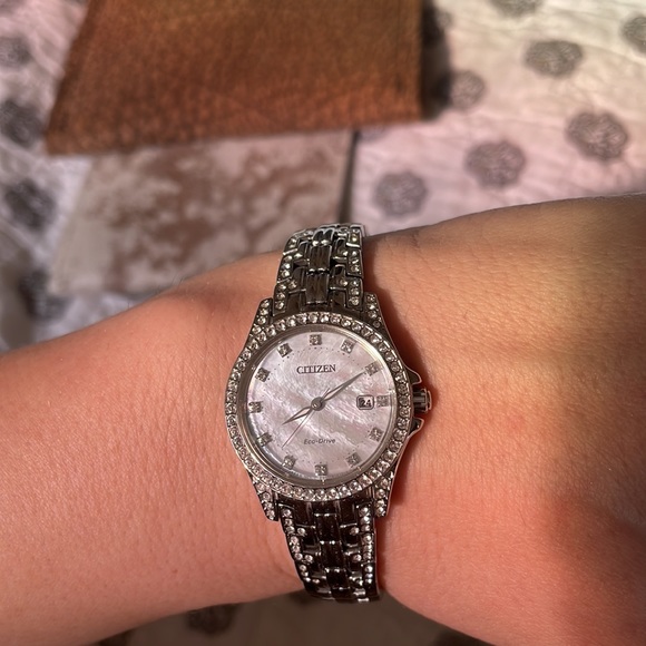 Citizen Eco Drive Watch - Picture 4 of 8